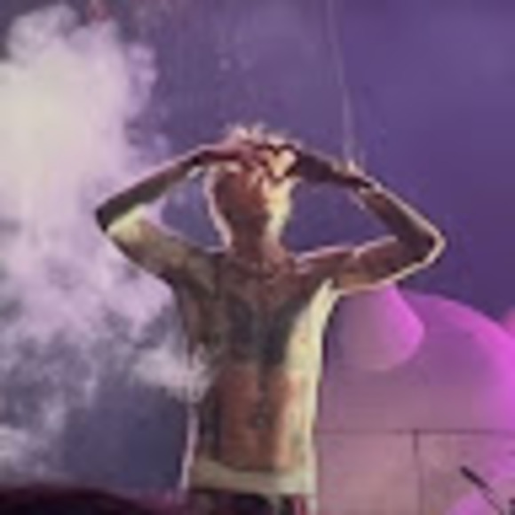 Meet your Posher, Michaela - Picture 1 of 1